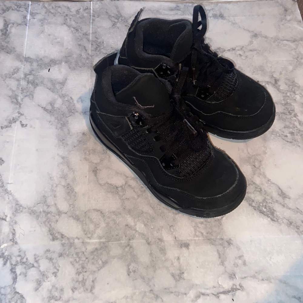 Jordan Black Cat 4s